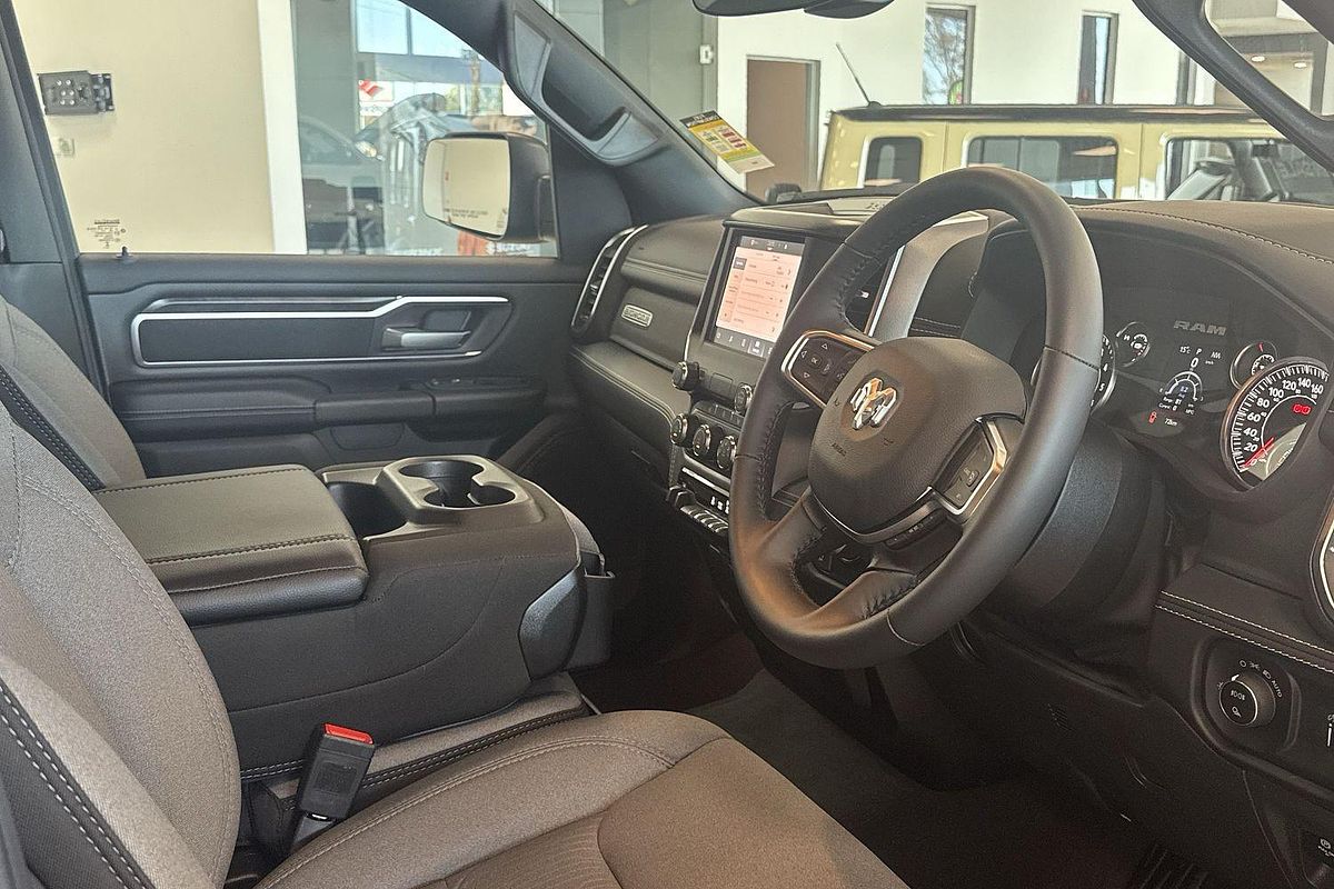 2024 RAM 1500 Big Horn DT 4X4 LWB