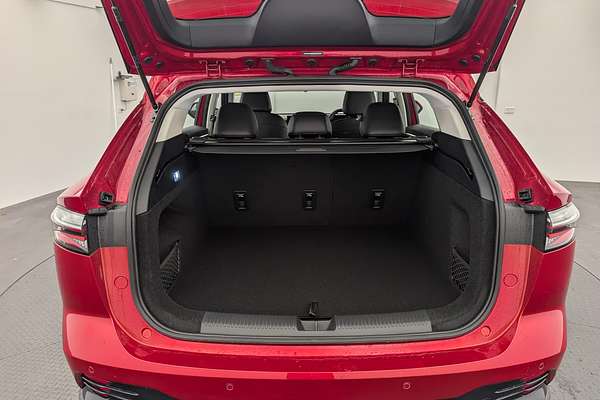 2025 MG HS Excite AS33