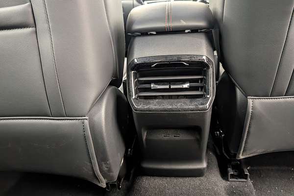 2025 MG HS Excite AS33