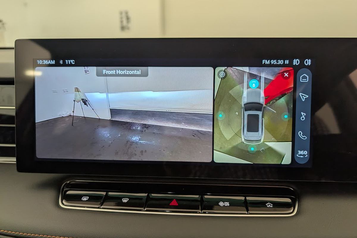 2025 MG HS Excite AS33