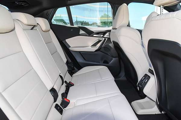 2025 BMW X2 M35i xDrive U10