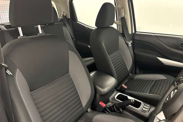 2022 Nissan Navara SL D23 4X4