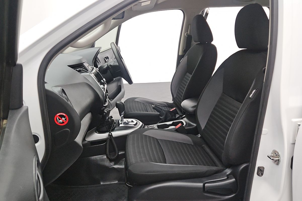 2021 Nissan Navara SL D23 4X4