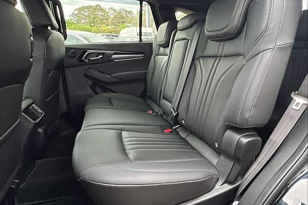 2025 Isuzu MU-X LS-T