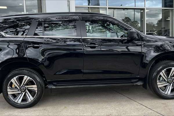 2025 Isuzu MU-X LS-T