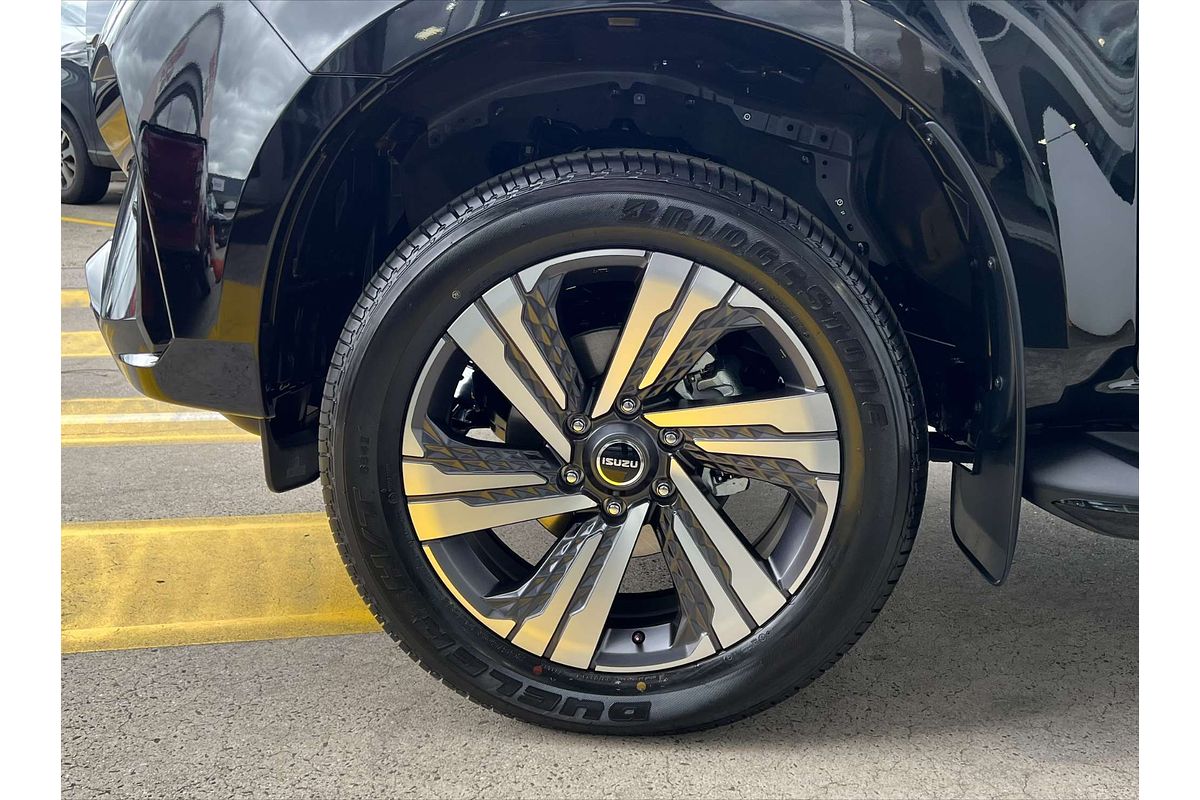 2025 Isuzu MU-X LS-T