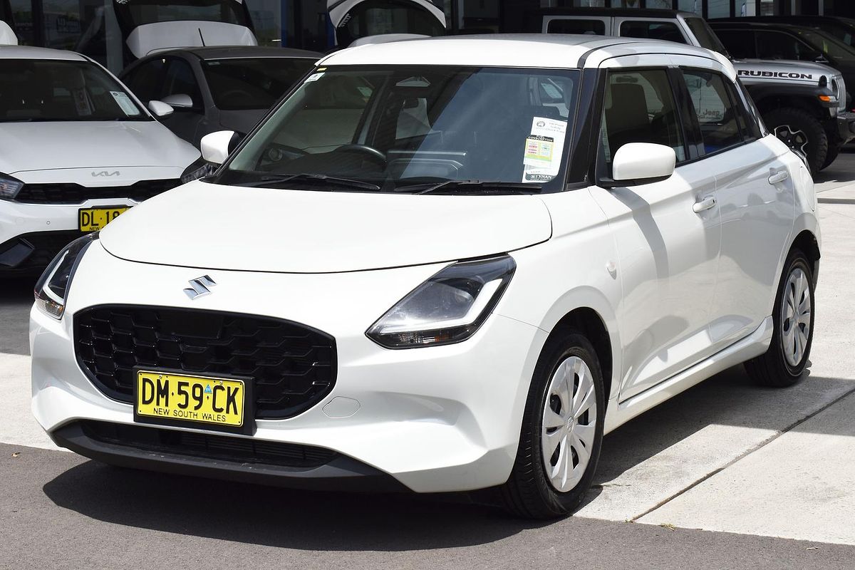2024 Suzuki Swift Hybrid UZ