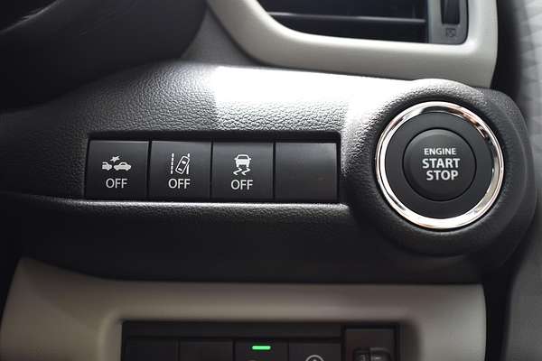 2024 Suzuki Swift Hybrid UZ