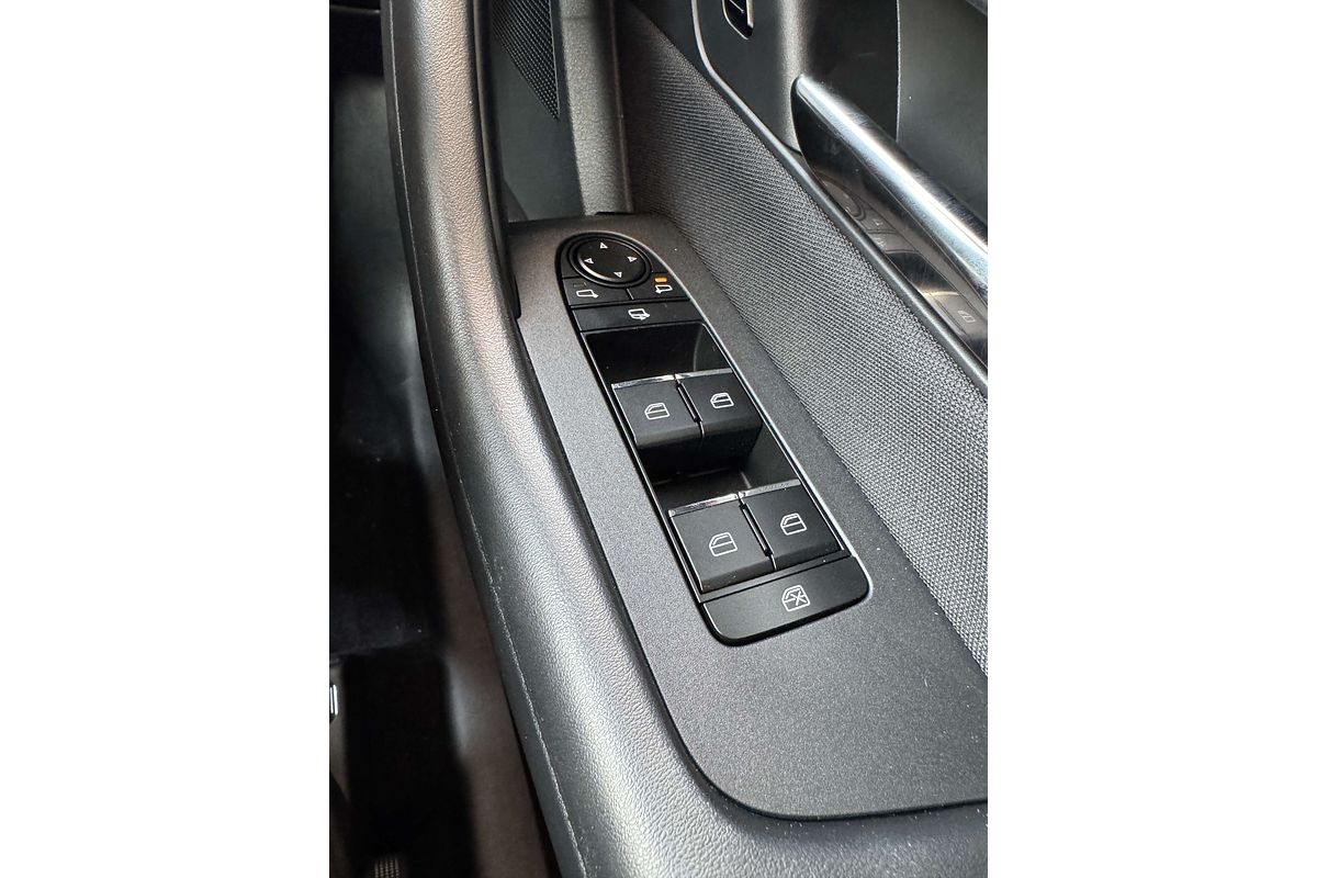 2025 Mazda CX-60 P50e Pure KH Series