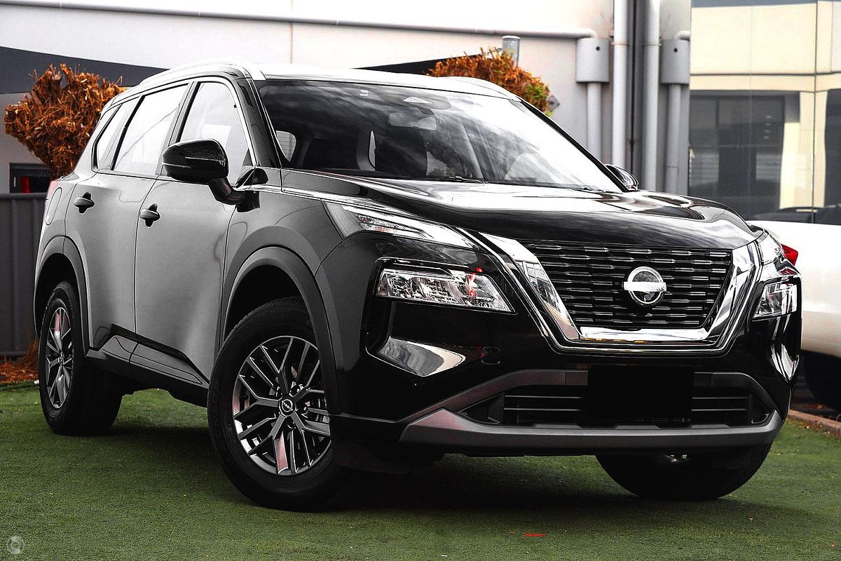 2025 Nissan X-TRAIL ST T33