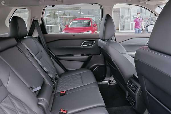 2025 Nissan X-TRAIL Ti-L e-POWER T33