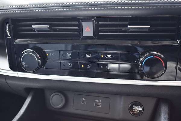 2024 Nissan X-TRAIL ST T33