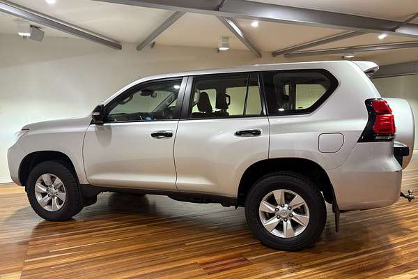 2022 Toyota Landcruiser Prado GX GDJ150R