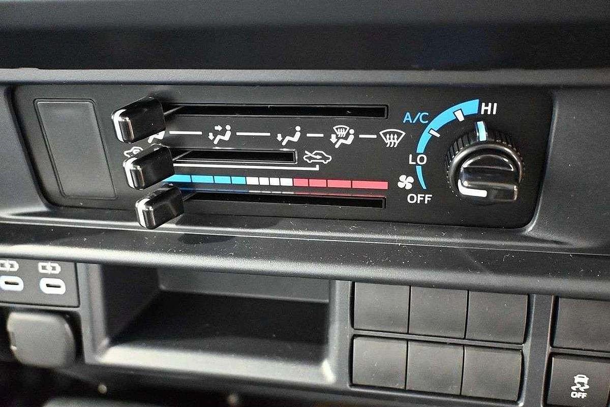 2025 Toyota Landcruiser GXL VDJL79R 4X4