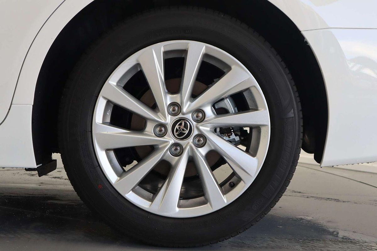 2023 Toyota Camry Ascent AXVH70R