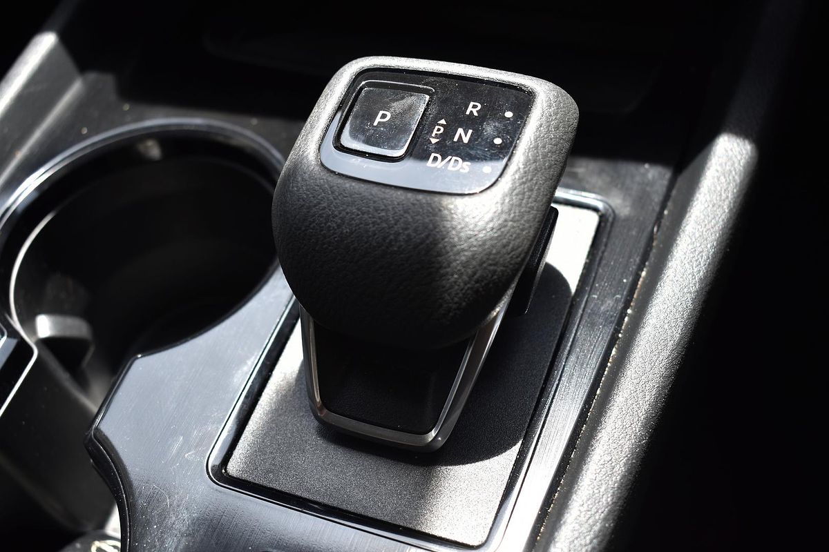 2024 Nissan X-TRAIL ST T33