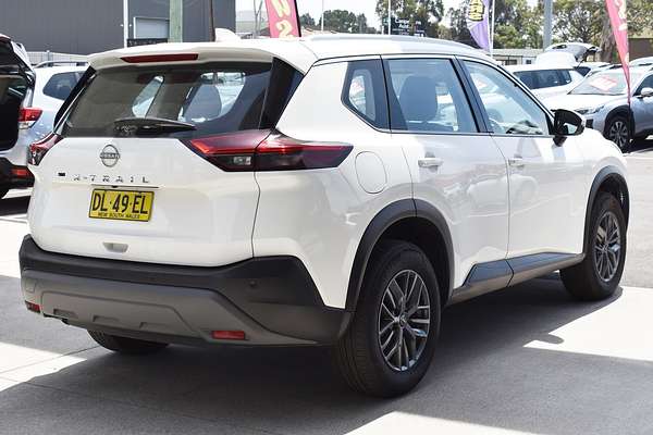 2024 Nissan X-TRAIL ST T33