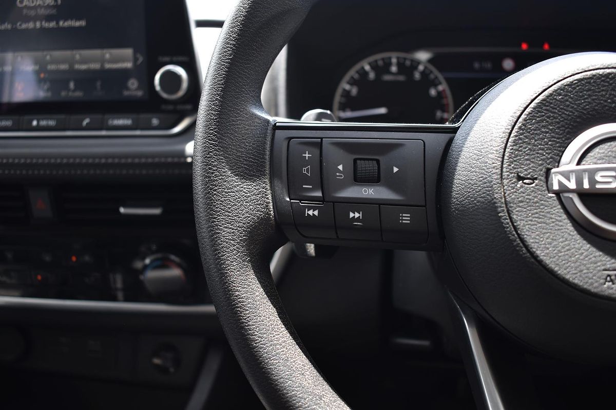 2024 Nissan X-TRAIL ST T33