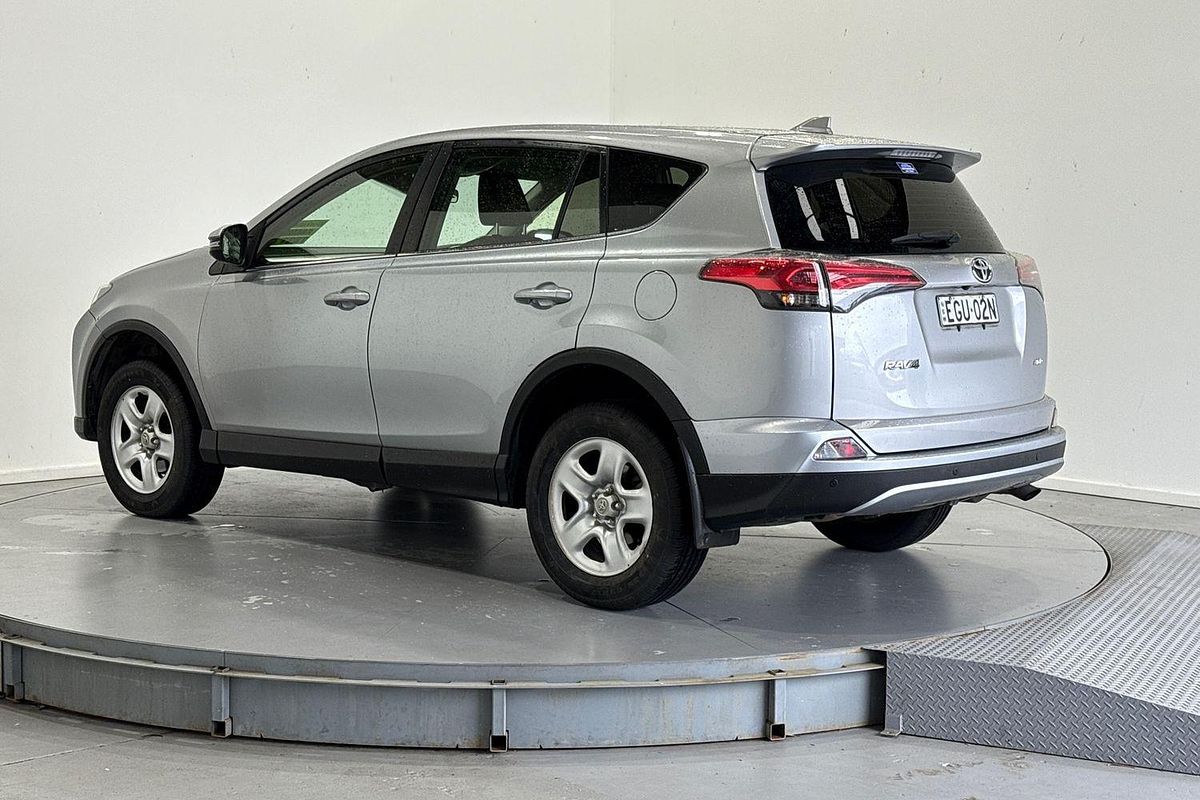 2018 Toyota RAV4 GX ASA44R