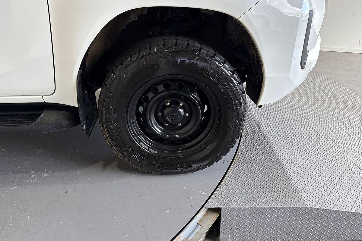 2021 Toyota Hilux SR GUN126R 4X4