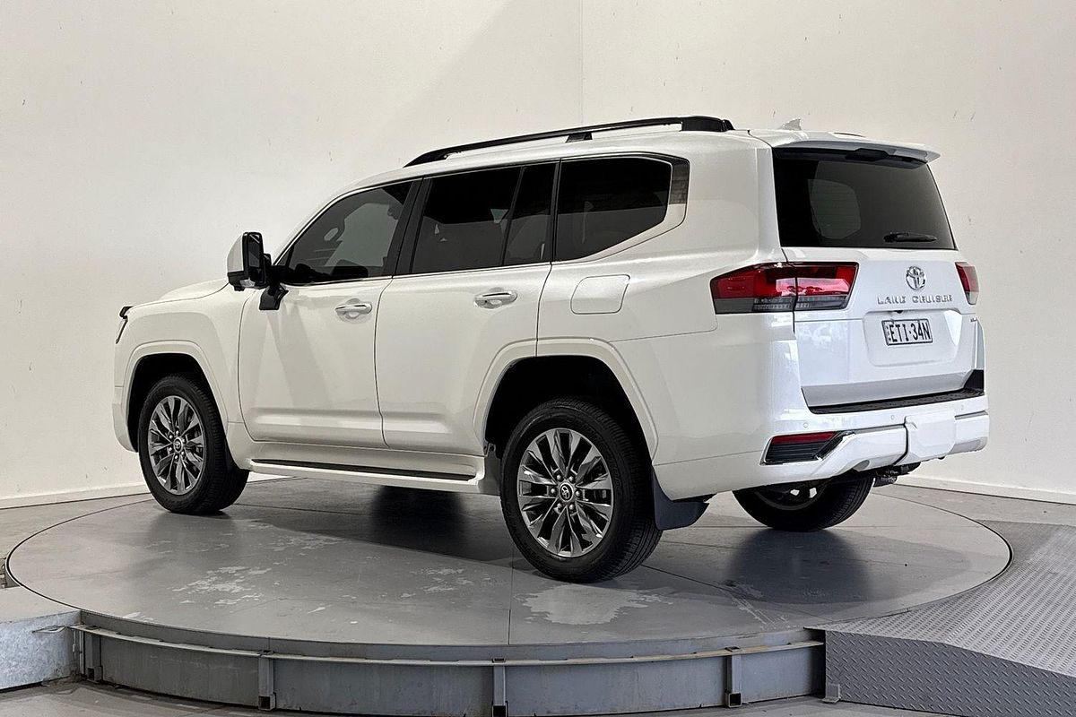 2022 Toyota Landcruiser Sahara ZX FJA300R