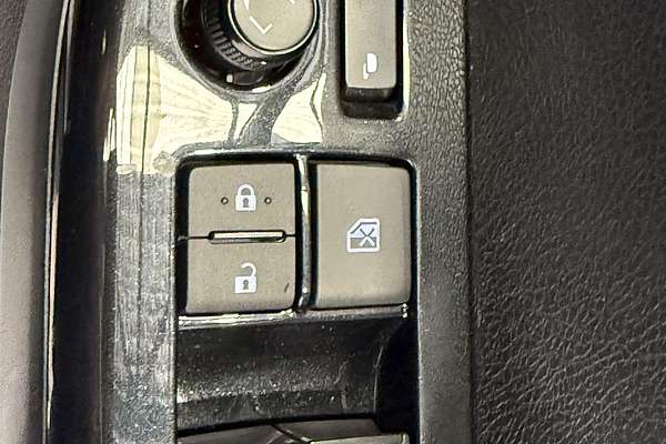 2022 Toyota Hilux SR5 GUN126R 4X4