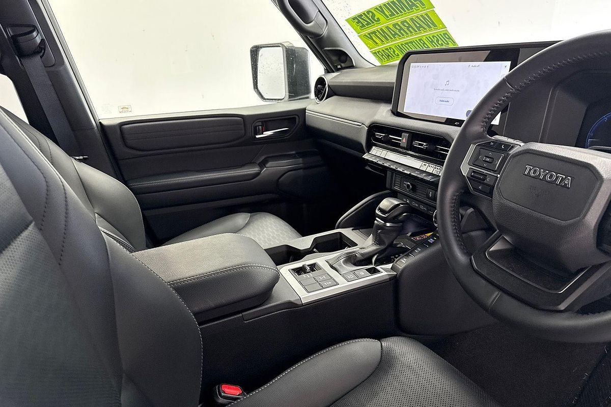 2024 Toyota Landcruiser Prado VX GDJ251R