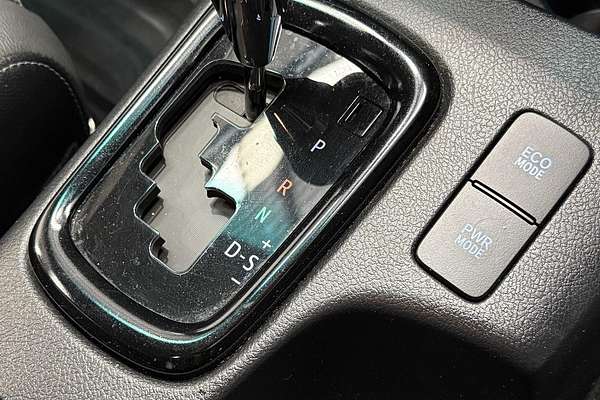 2021 Toyota Hilux Rugged X GUN126R 4X4