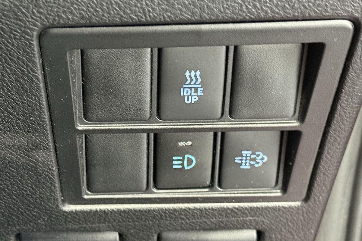 2021 Toyota Hilux Rugged X GUN126R 4X4