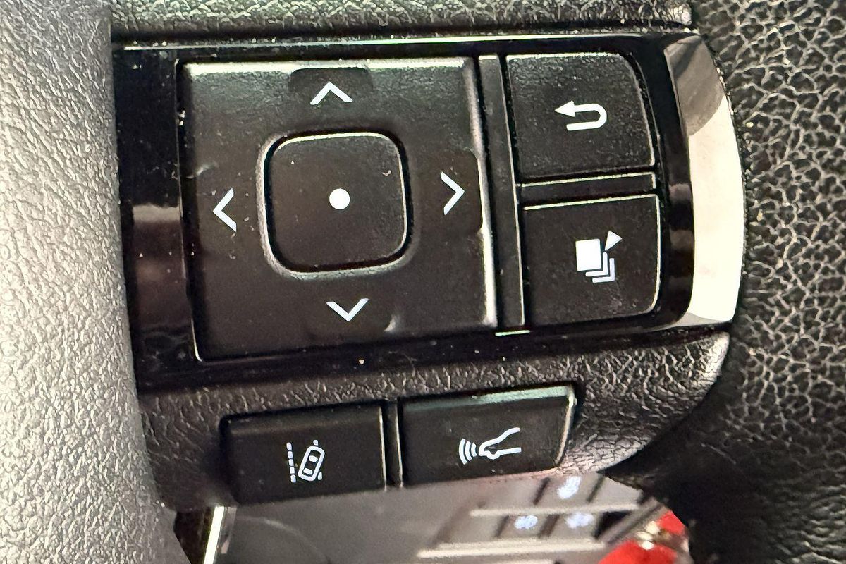 2021 Toyota Hilux Rugged X GUN126R 4X4