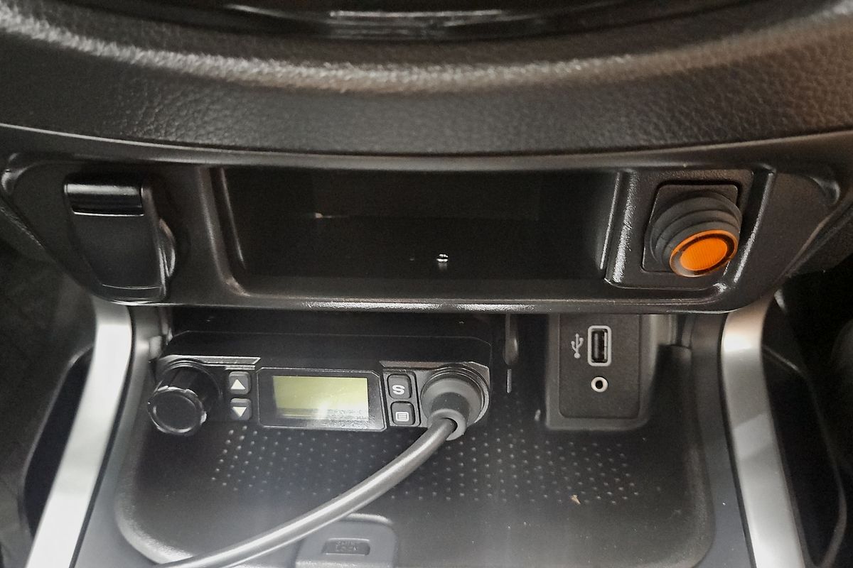 2022 Nissan Navara SL D23 Rear Wheel Drive