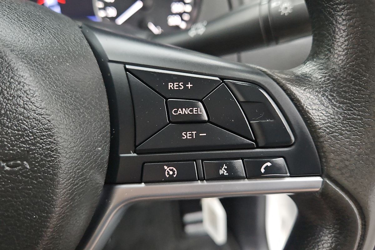 2022 Nissan Navara SL D23 Rear Wheel Drive