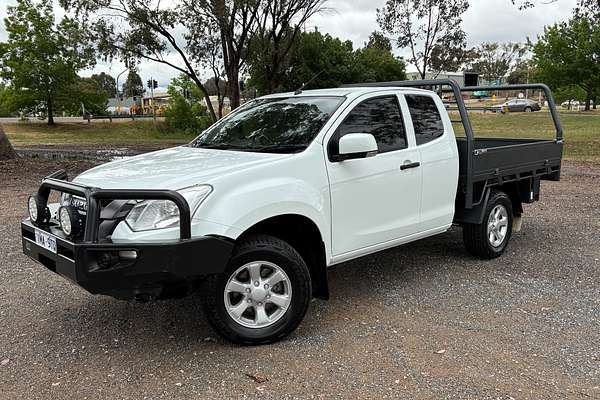 2018 Isuzu D-MAX SX 4X4