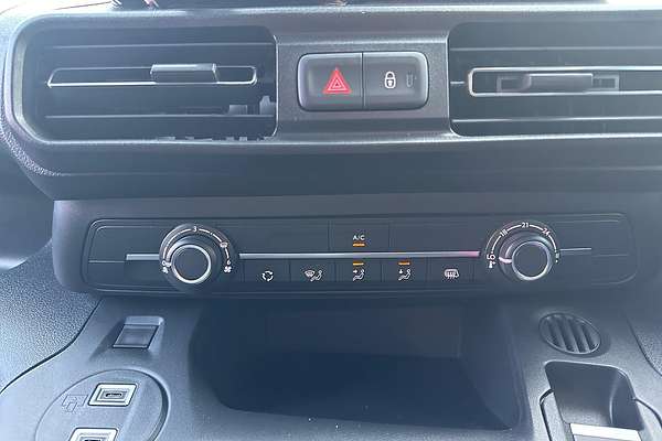 2025 Peugeot Partner Pro K9 SWB Low Roof