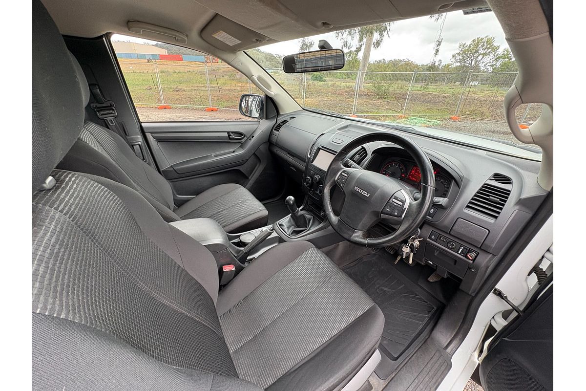 2018 Isuzu D-MAX SX 4X4