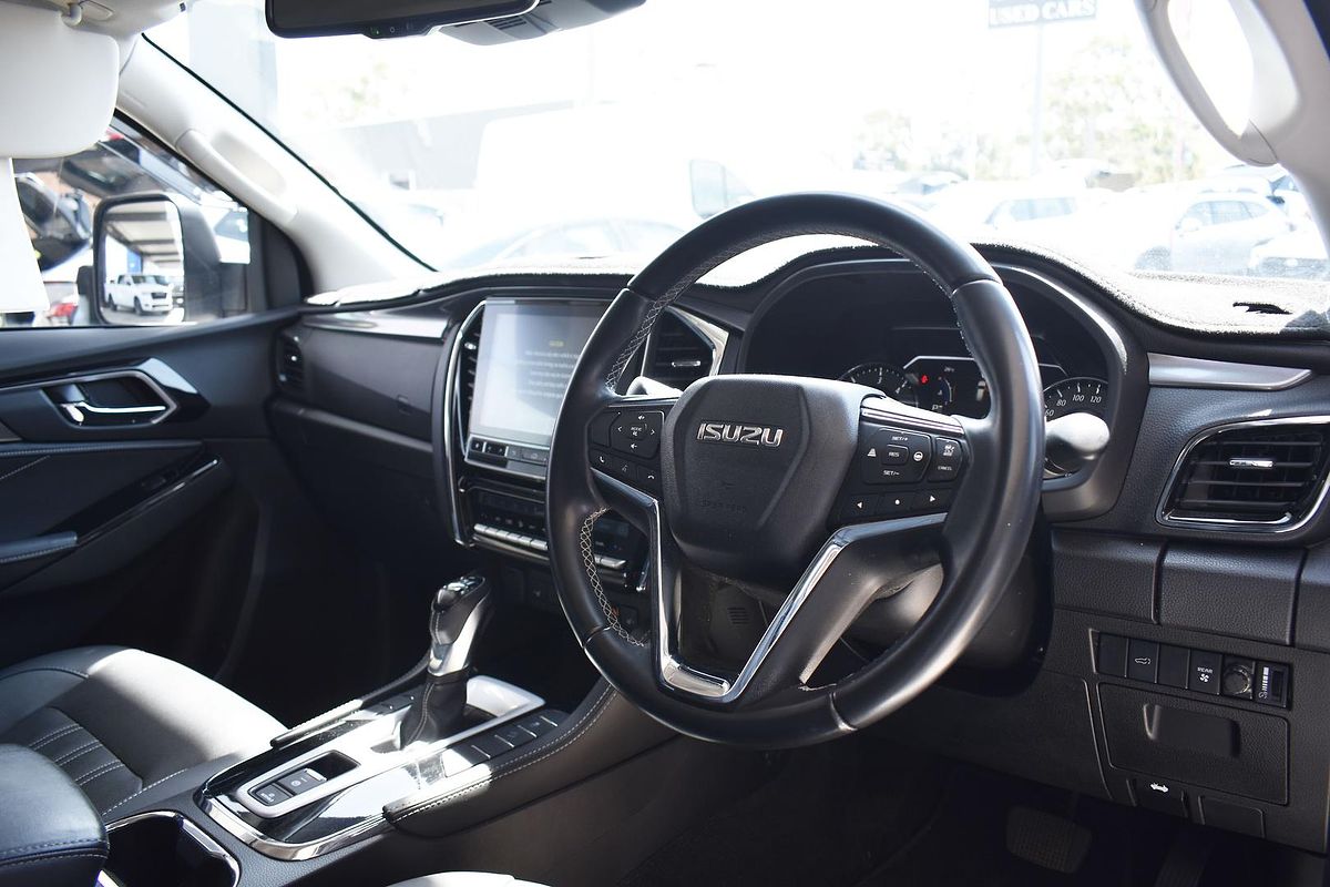 2021 Isuzu MU-X LS-T