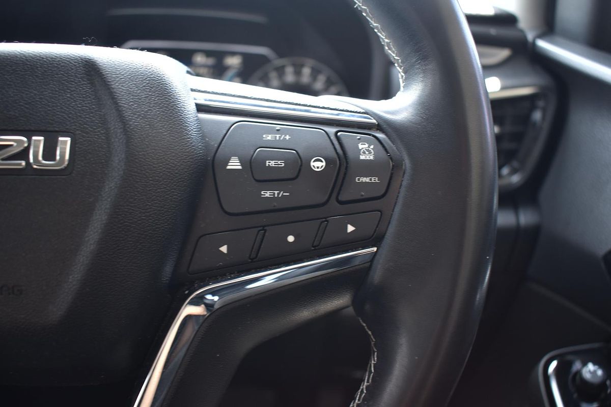 2021 Isuzu MU-X LS-T