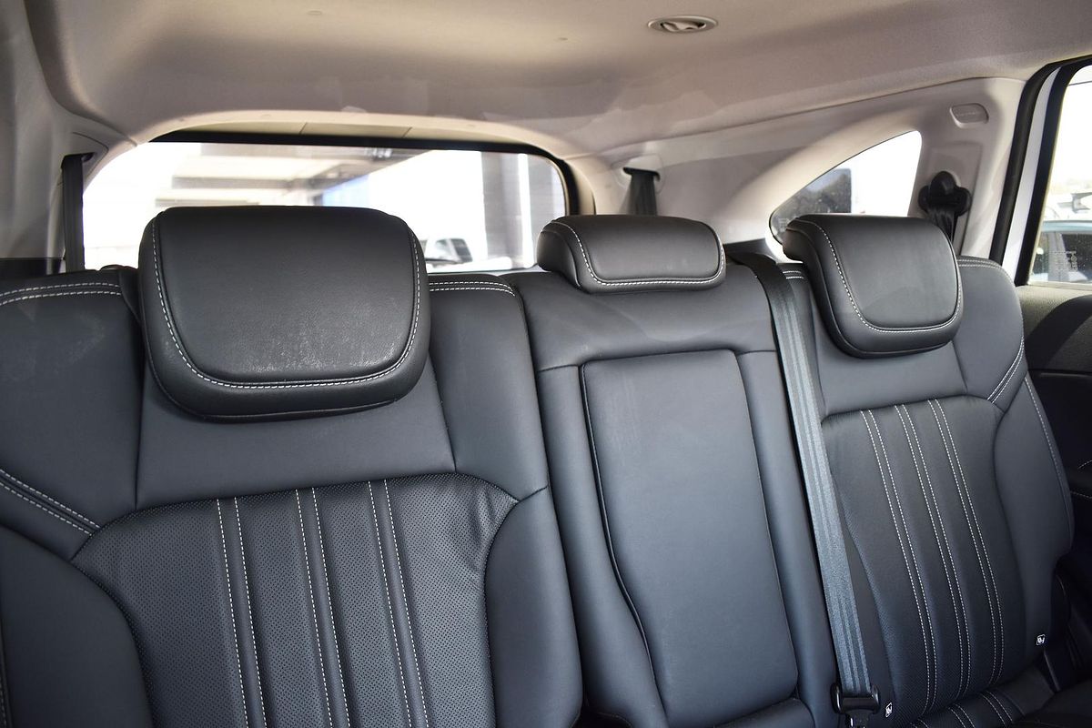 2021 Isuzu MU-X LS-T