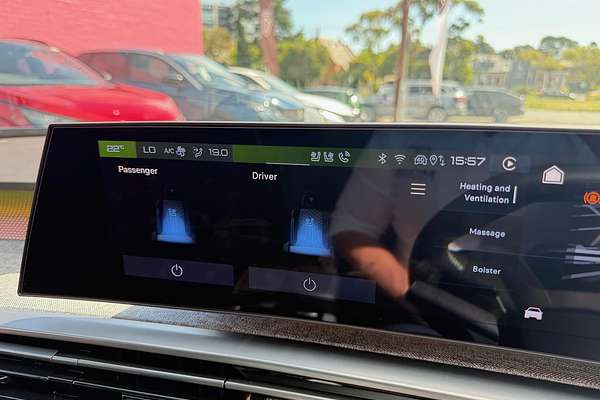 2025 Peugeot 3008 GT Premium Hybrid P64