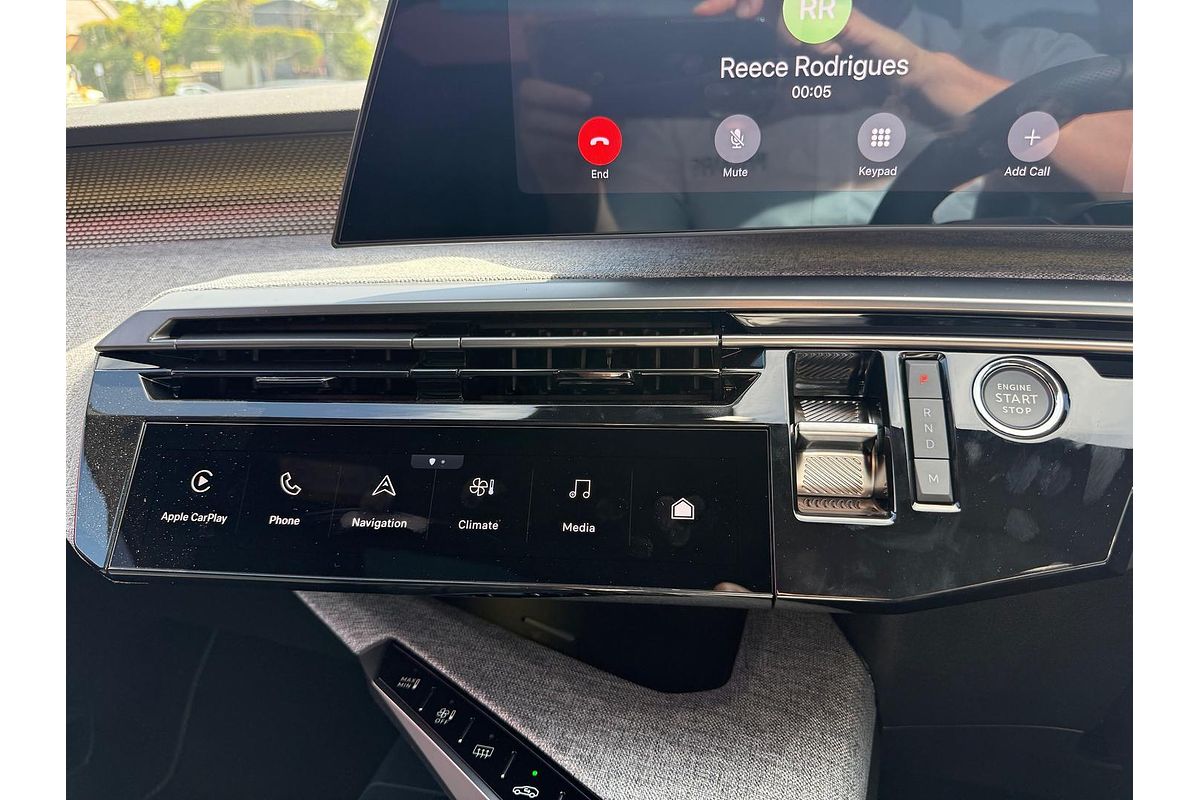 2025 Peugeot 3008 GT Premium Hybrid P64