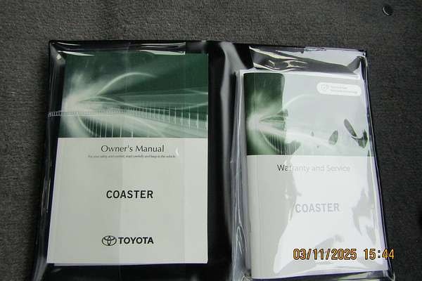 2025 Toyota Coaster GDB70R