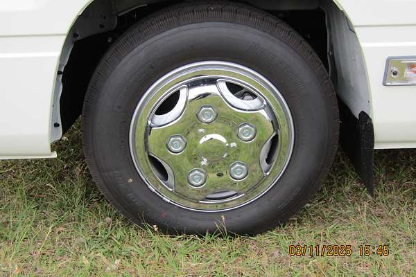 2025 Toyota Coaster GDB70R