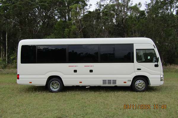 2025 Toyota Coaster GDB70R