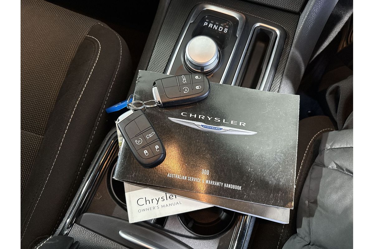 2021 Chrysler 300 SRT Core LX