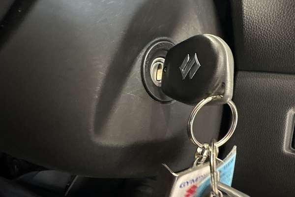 2022 Suzuki Swift GL S AZ Series II