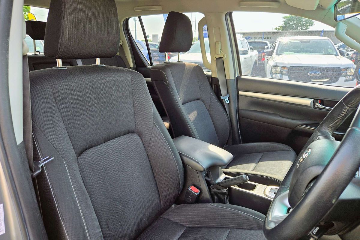 2019 Toyota Hilux SR5 GUN126R 4X4