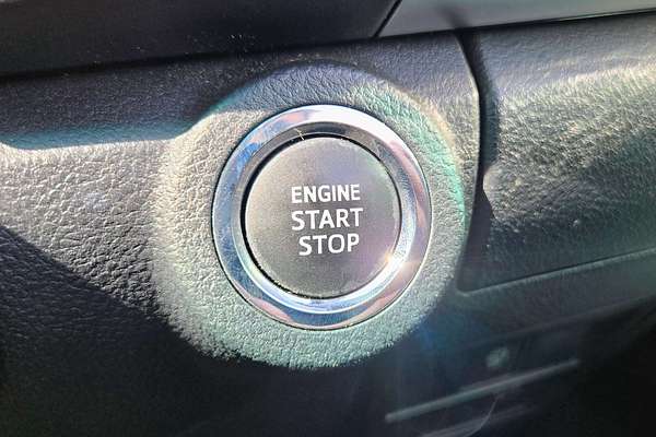 2019 Toyota Hilux SR5 GUN126R 4X4