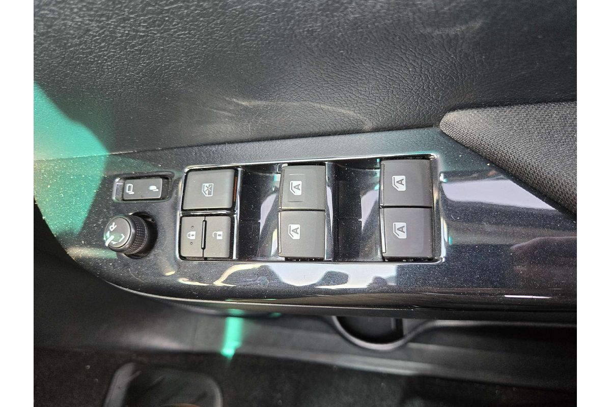 2019 Toyota Hilux SR5 GUN126R 4X4