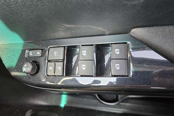 2019 Toyota Hilux SR5 GUN126R 4X4