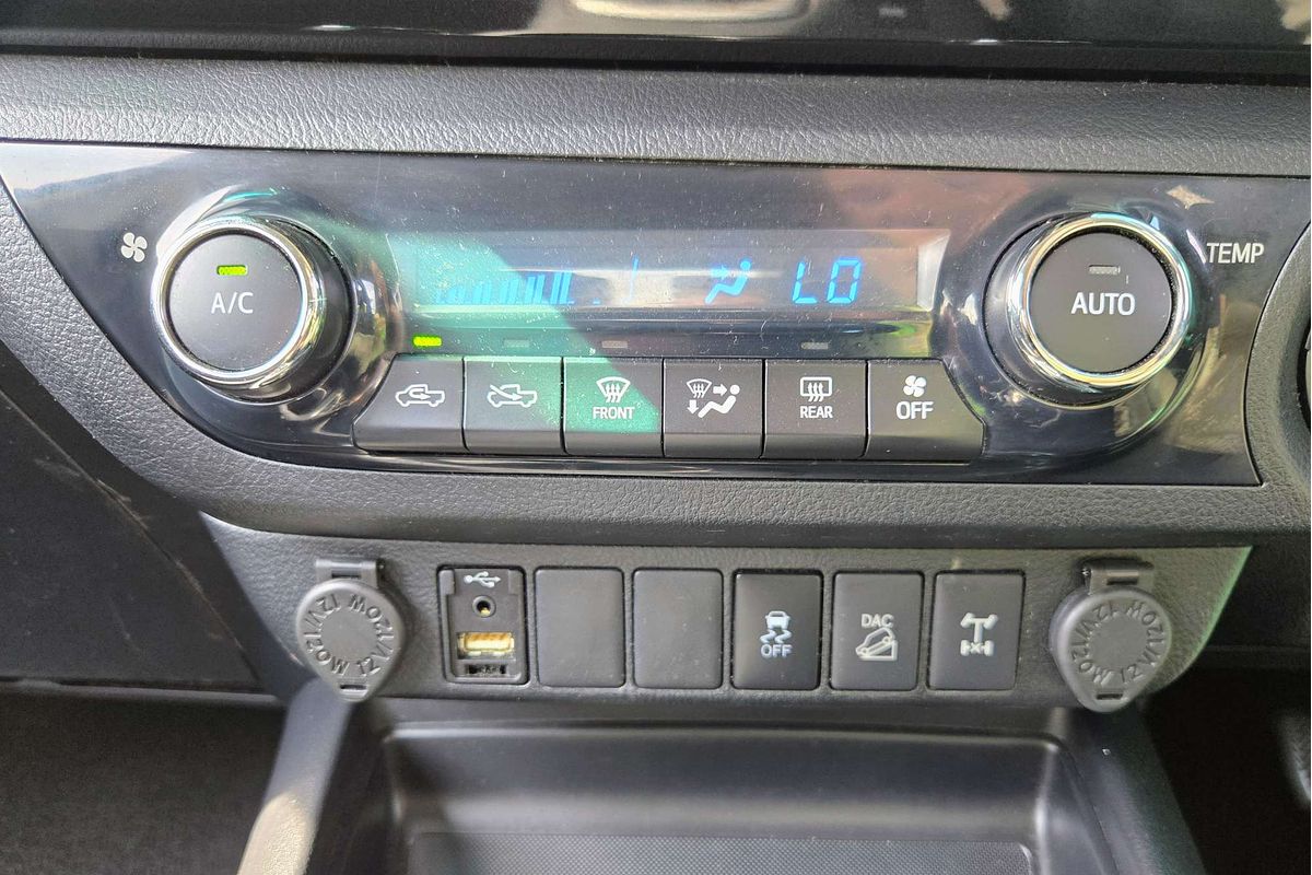 2019 Toyota Hilux SR5 GUN126R 4X4